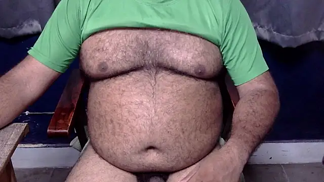 Snapshot of hairysubcub_70 chatting on July 13, 2026, 4:04 am hairysubcub 70 online show from July 13, 2026, 4:04 am