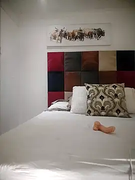 sexyTHANDO online show from March 22, 2025, 4:47 pm