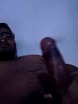 Snapshot of Gerardo31017 chatting on March 19, 2025, 2:24 pm Gerardo31017 online show from March 19, 2025, 2:24 pm