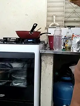 Snapshot of NeydeHotWife chatting on October 7, 2025, 5:21 pm NeydeHotWife online show from October 7, 2025, 5:21 pm