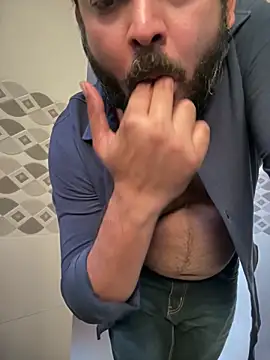 Snapshot of Spicy_aryan chatting on December 20, 2025, 8:32 am Spicy aryan online show from December 20, 2025, 8:32 am