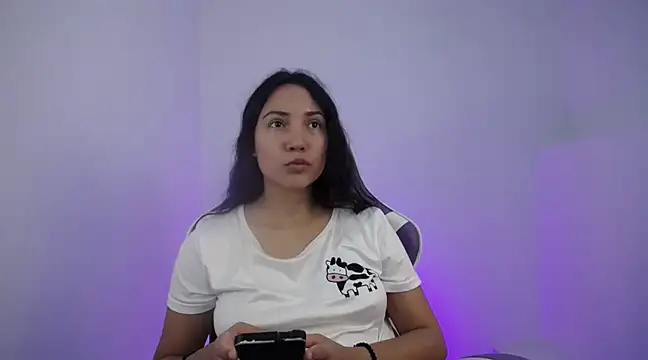 Snapshot of cutie_and_slutty chatting on January 28, 2025, 12:05 am cutie and slutty online show from January 28, 2025, 12:05 am