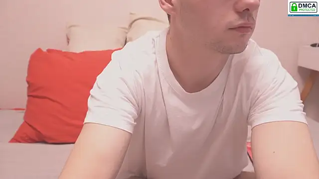 Snapshot of FluffyHat chatting on March 10, 2025, 4:49 am FluffyHat online show from March 10, 2025, 4:49 am