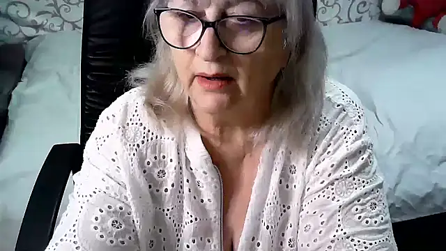 LolkaAlyss online show from February 19, 2025, 5:16 pm