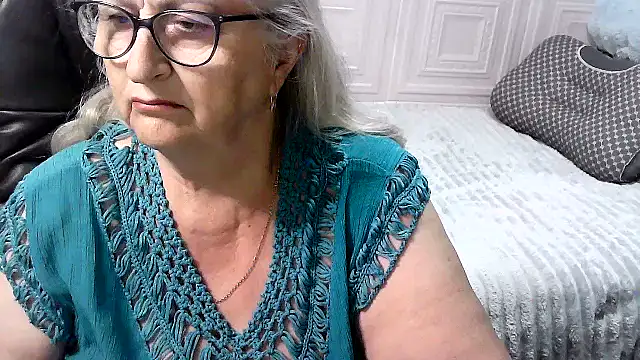 Snapshot of LolkaAlyss chatting on June 16, 2026, 10:01 pm LolkaAlyss online show from June 16, 2026, 10:01 pm
