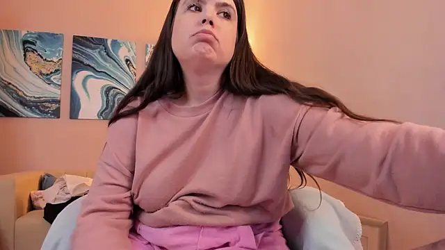 BattyMoll online show from December 21, 2024, 6:55 pm