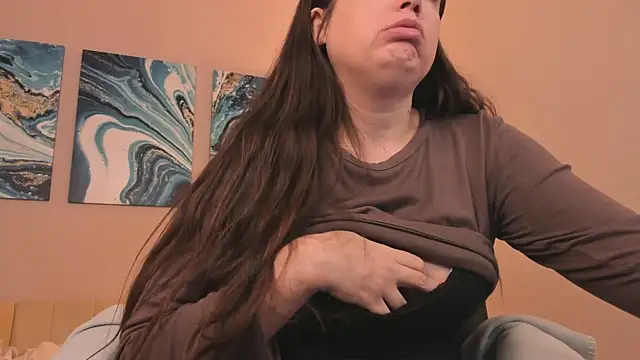 BattyMoll online show from December 23, 2024, 9:18 pm