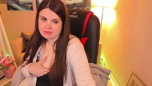 BattyMoll online show from December 28, 2024, 8:47 pm