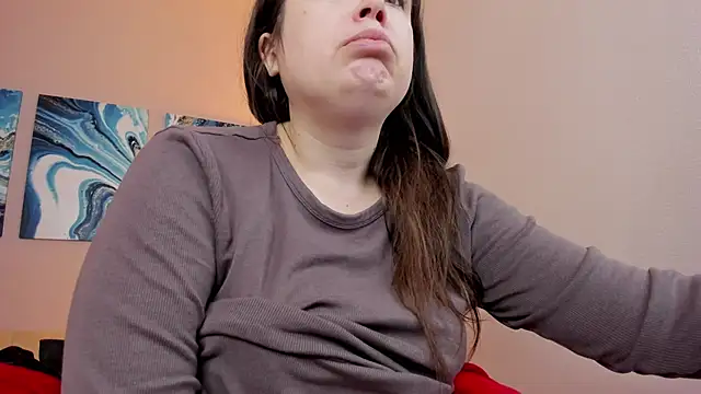 BattyMoll online show from January 21, 2025, 3:32 pm