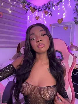 Snapshot of Vane_Rossee chatting on February 7, 2026, 11:19 pm Vane Rossee online show from February 7, 2026, 11:19 pm