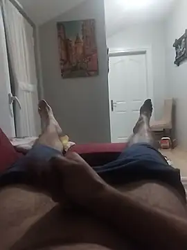 Snapshot of Aykut1990 chatting on November 2, 2025, 8:44 pm Aykut1990 online show from November 2, 2025, 8:44 pm