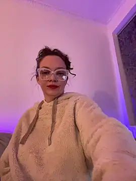 FemDom RubyKnightXXO online show from December 14, 2024, 10:39 pm