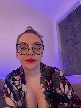 FemDom RubyKnightXXO online show from January 14, 2025, 6:49 pm