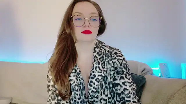 FemDom RubyKnightXXO online show from February 21, 2025, 11:32 pm