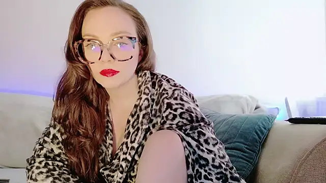 FemDom RubyKnightXXO online show from March 6, 2025, 3:13 pm