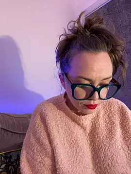 FemDom RubyKnightXXO online show from March 15, 2025, 6:54 pm