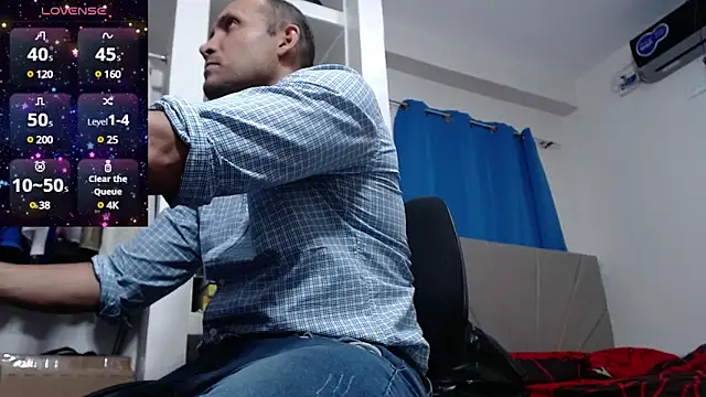 Snapshot of lewislamxxx_hot chatting on December 12, 2024, 11:25 pm lewislamxxx hot online show from December 12, 2024, 11:25 pm