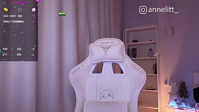 Snapshot of Annelitt chatting on December 24, 2024, 8:05 pm Annelitt online show from December 24, 2024, 8:05 pm