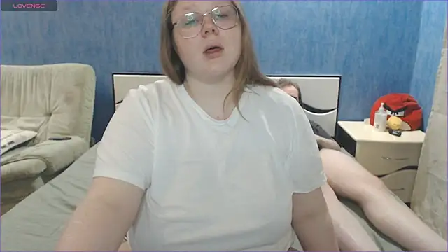 Touch me more please online show from March 11, 2025, 2:51 pm