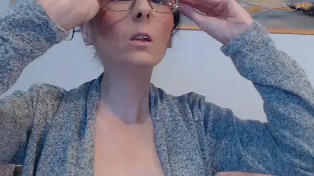 Snapshot of cleophee chatting on September 27, 2025, 6:40 am cleophee online show from September 27, 2025, 6:40 am