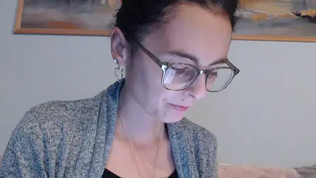 Snapshot of cleophee chatting on September 29, 2025, 5:45 am cleophee online show from September 29, 2025, 5:45 am