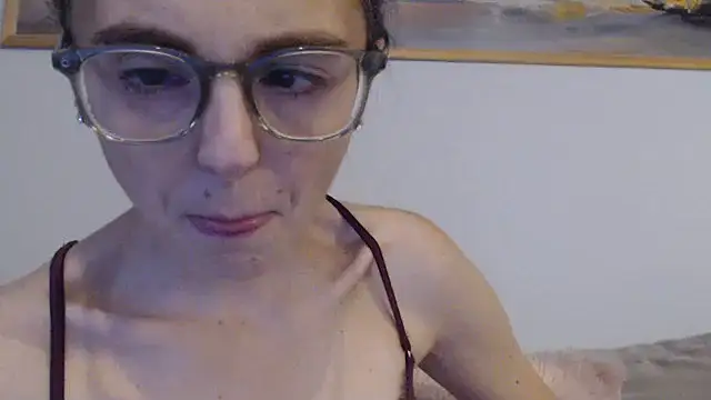 Snapshot of cleophee chatting on October 25, 2025, 6:43 am cleophee online show from October 25, 2025, 6:43 am