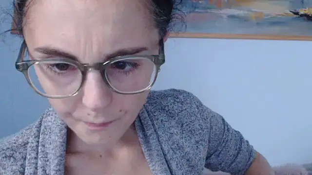 Snapshot of cleophee chatting on November 15, 2025, 7:49 am cleophee online show from November 15, 2025, 7:49 am