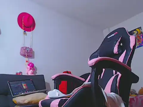 Snapshot of MARIANAWEED chatting on January 31, 2026, 7:11 pm MARIANAWEED online show from January 31, 2026, 7:11 pm