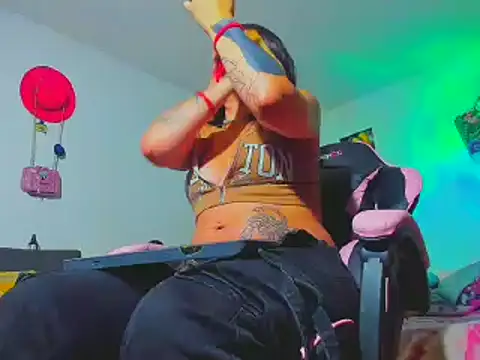 MARIANAWEED online show from March 18, 2026, 2:37 am