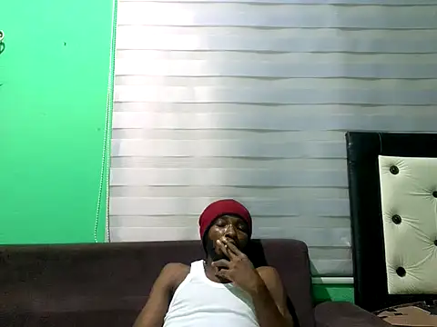 Snapshot of Theophilus123@xh chatting on March 11, 2026, 1:55 am Theophilus123xh online show from March 11, 2026, 1:55 am