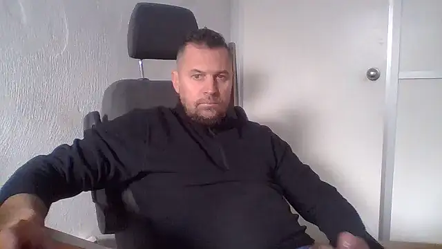 rabyto2 online show from November 30, 2025, 11:58 am