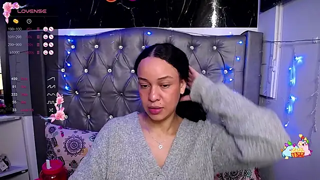 Snapshot of LAILAGUMMY chatting on December 19, 2024, 5:50 pm LAILAGUMMY online show from December 19, 2024, 5:50 pm