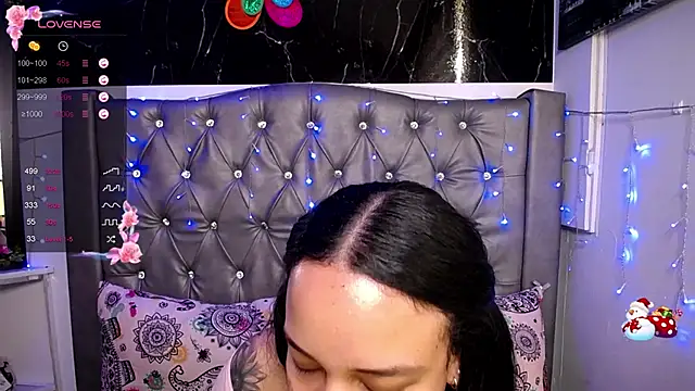 Snapshot of LAILAGUMMY chatting on December 27, 2024, 4:32 pm LAILAGUMMY online show from December 27, 2024, 4:32 pm