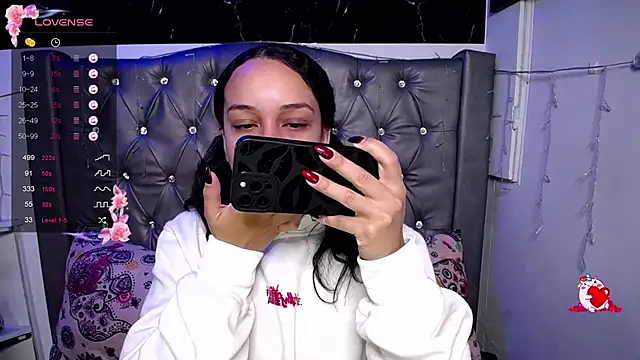 Snapshot of LAILAGUMMY chatting on January 14, 2025, 10:48 am LAILAGUMMY online show from January 14, 2025, 10:48 am