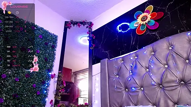 Snapshot of LAILAGUMMY chatting on January 16, 2025, 11:58 am LAILAGUMMY online show from January 16, 2025, 11:58 am