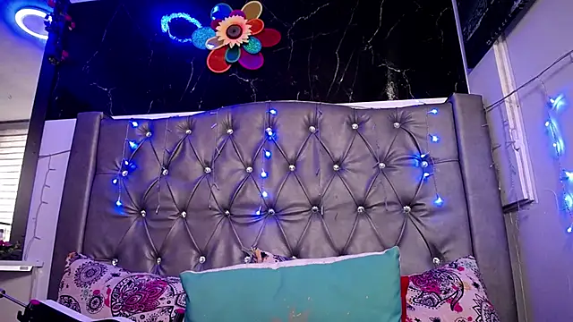 Snapshot of LAILAGUMMY chatting on March 12, 2025, 3:51 pm LAILAGUMMY online show from March 12, 2025, 3:51 pm