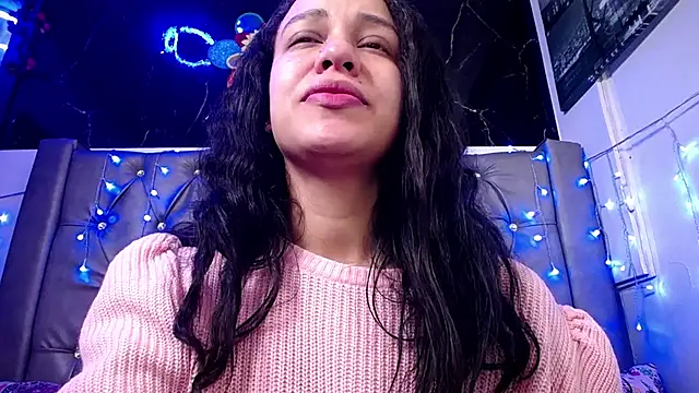 Snapshot of LAILAGUMMY chatting on March 14, 2025, 2:41 pm LAILAGUMMY online show from March 14, 2025, 2:41 pm