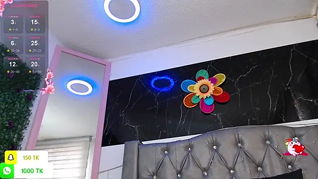 Snapshot of LAILAGUMMY chatting on November 5, 2025, 2:06 pm LAILAGUMMY online show from November 5, 2025, 2:06 pm