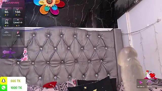 LAILAGUMMY online show from April 1, 2026, 12:50 pm