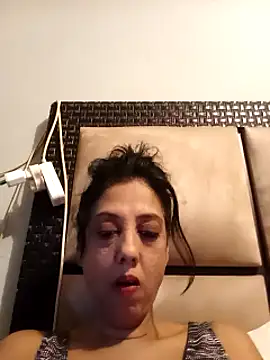 Mahi4luv online show from April 10, 2026, 10:03 pm