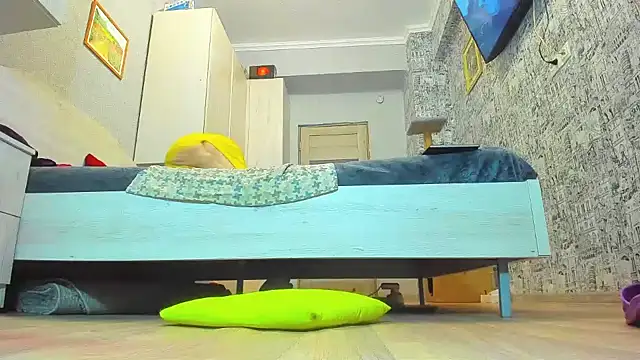 DUSSY PUSSY online show from December 24, 2024, 3:38 am