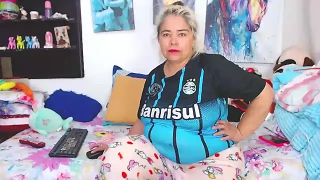 estrellita fugaz16x online show from February 19, 2025, 2:12 am