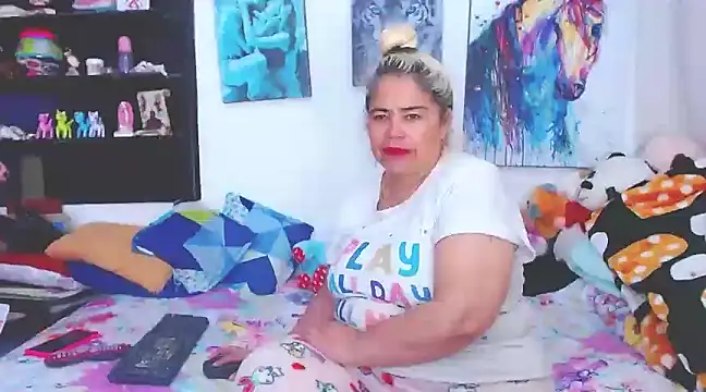 estrellita fugaz16x online show from March 5, 2025, 2:14 am