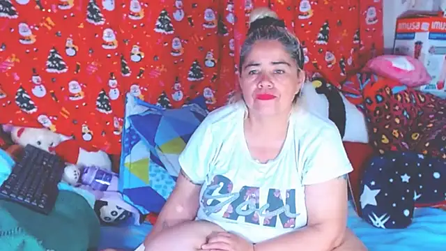 estrellita fugaz16x online show from February 11, 2026, 4:28 am