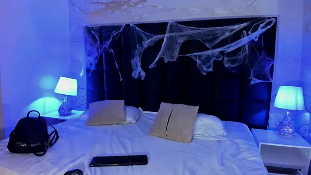 Maddysex  online show from October 18, 2025, 11:33 am