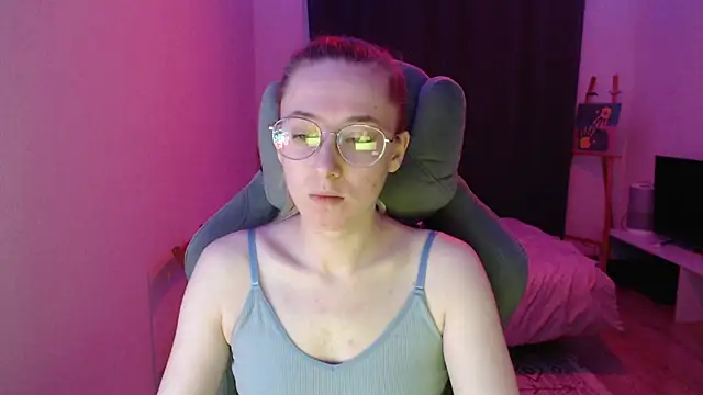 AnabelFrel online show from December 14, 2025, 1:11 am