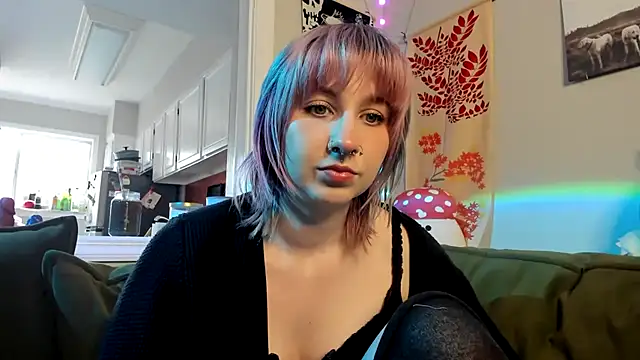 LedaBun online show from February 21, 2026, 7:37 pm