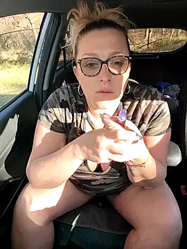 winniess40 online show from April 8, 2026, 7:30 am