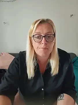 winniess40 online show from June 2, 2026, 9:11 am