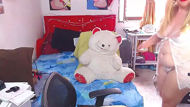 lucy belle bm online show from February 3, 2025, 5:56 pm
